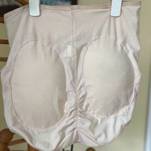 Fredericks of Hollywood Padded Panty Butt Enhancer Shapewear Underwear XL NWT